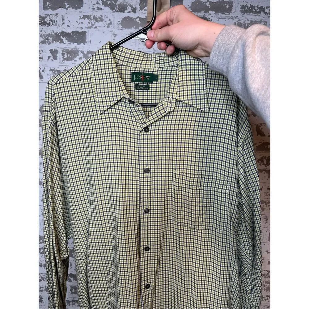 J. Crew | men green plaid cotton wool blend button down long sleeve